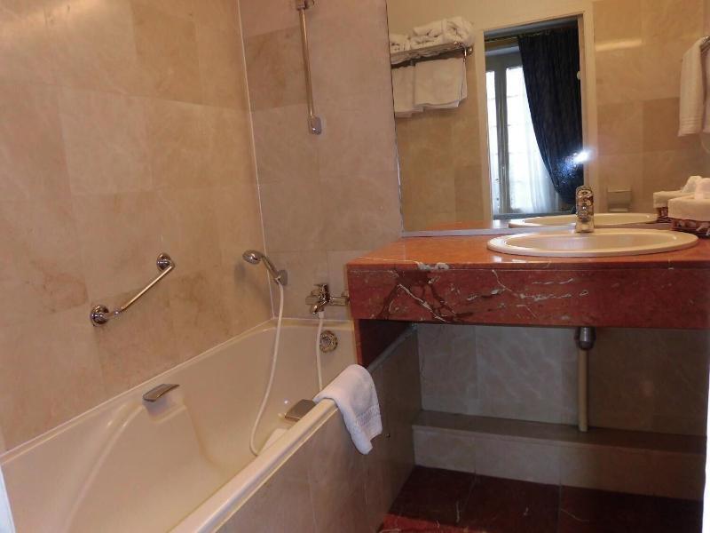 L'Esplanade Hotel Дом Екстериор снимка